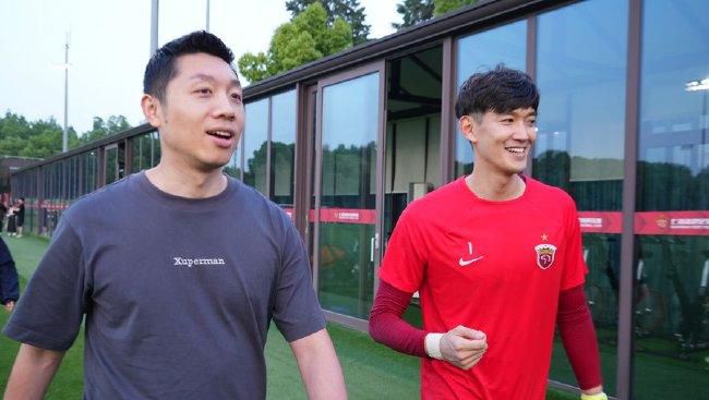 欧美成人免费公开播放